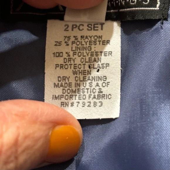 Alex Evenings Satin Jacket, Size 8 - Picture 9 of 10